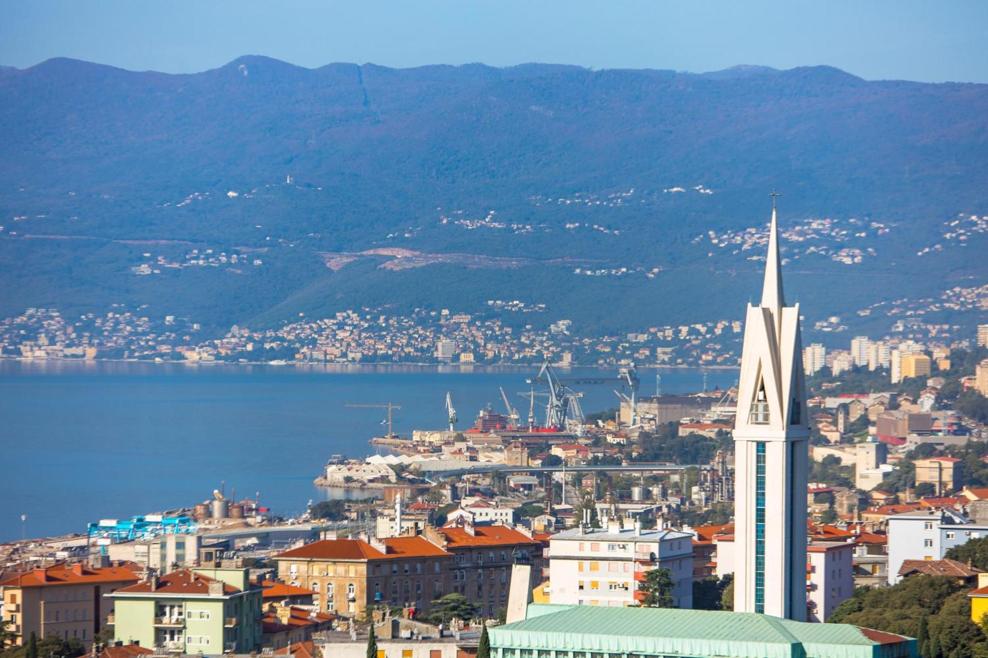 Rooftop Apartman Rijeka