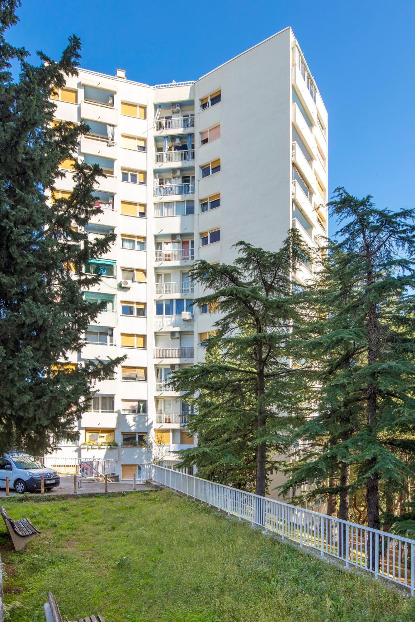 Rooftop Apartman *